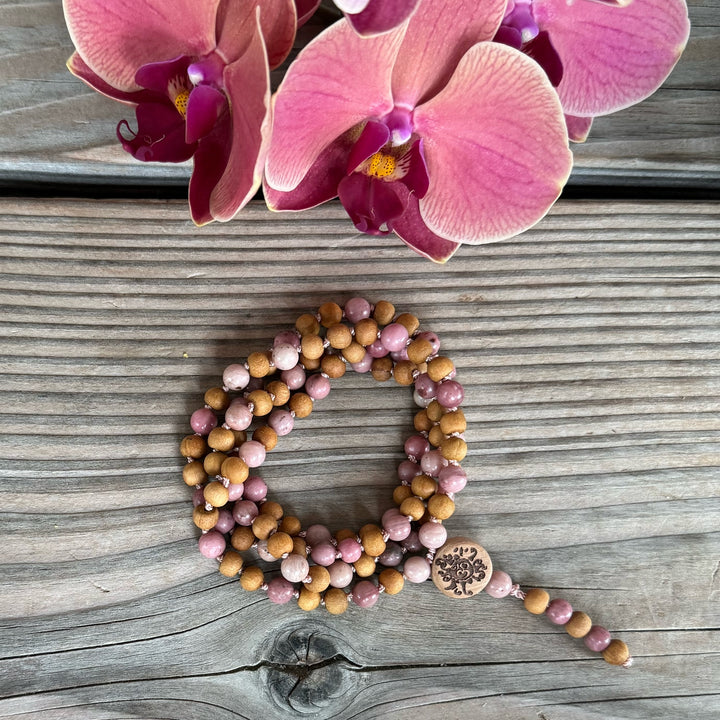 40#108 Mala Rhodonit mit Sandelholz | 6 mm