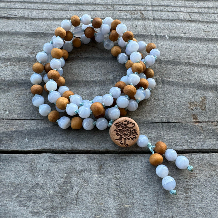 64#108 Mala Chalcedon mit Sandelholz | 6 mm